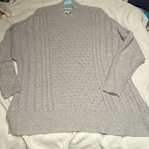 4/$20 Crown and Ivy 2X grey Sweater